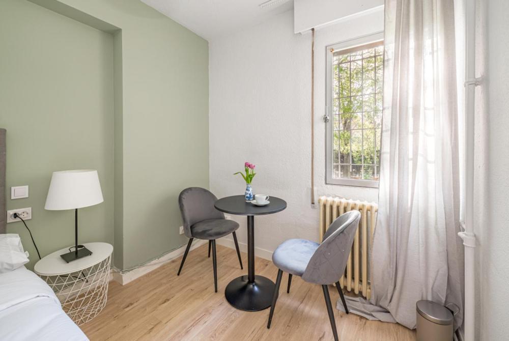 Madrid Rio Rooms Buitenkant foto